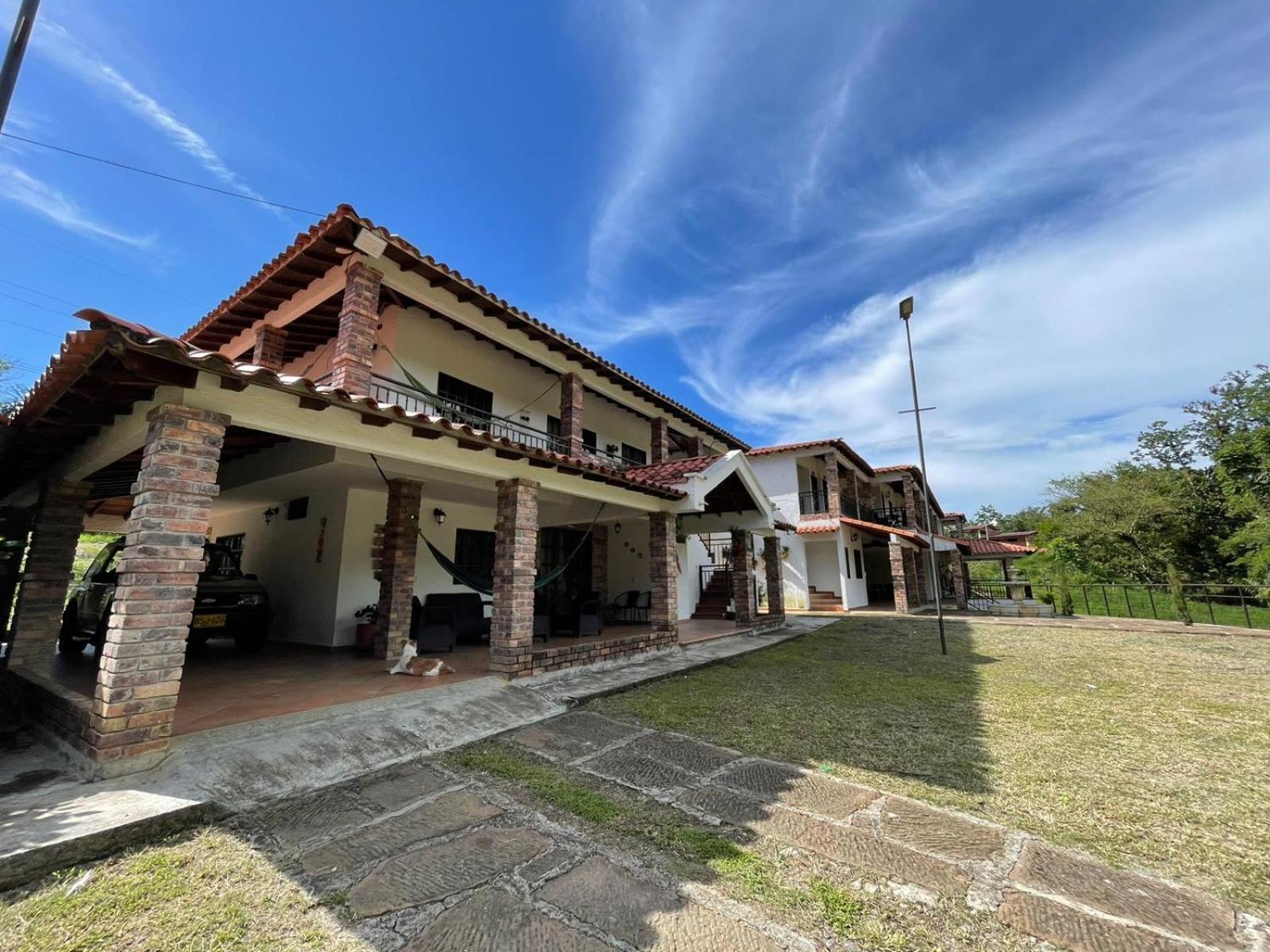 Rancho San Luis, Paramo Екстер'єр фото